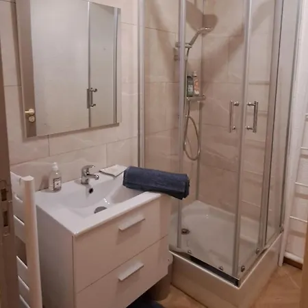Διαμέρισμα Darmaillacq Avec Balcon, Parking, Netflix *