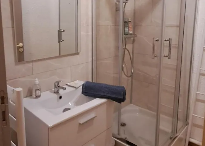 公寓 Darmaillacq Avec Balcon, Parking, Netflix *